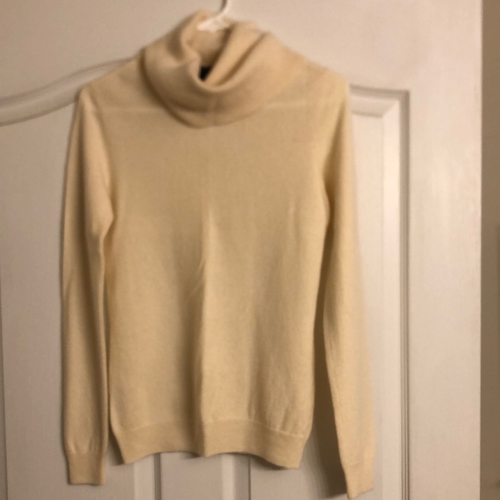 Prive Cashmere cowl neck sweater, Cream, Small